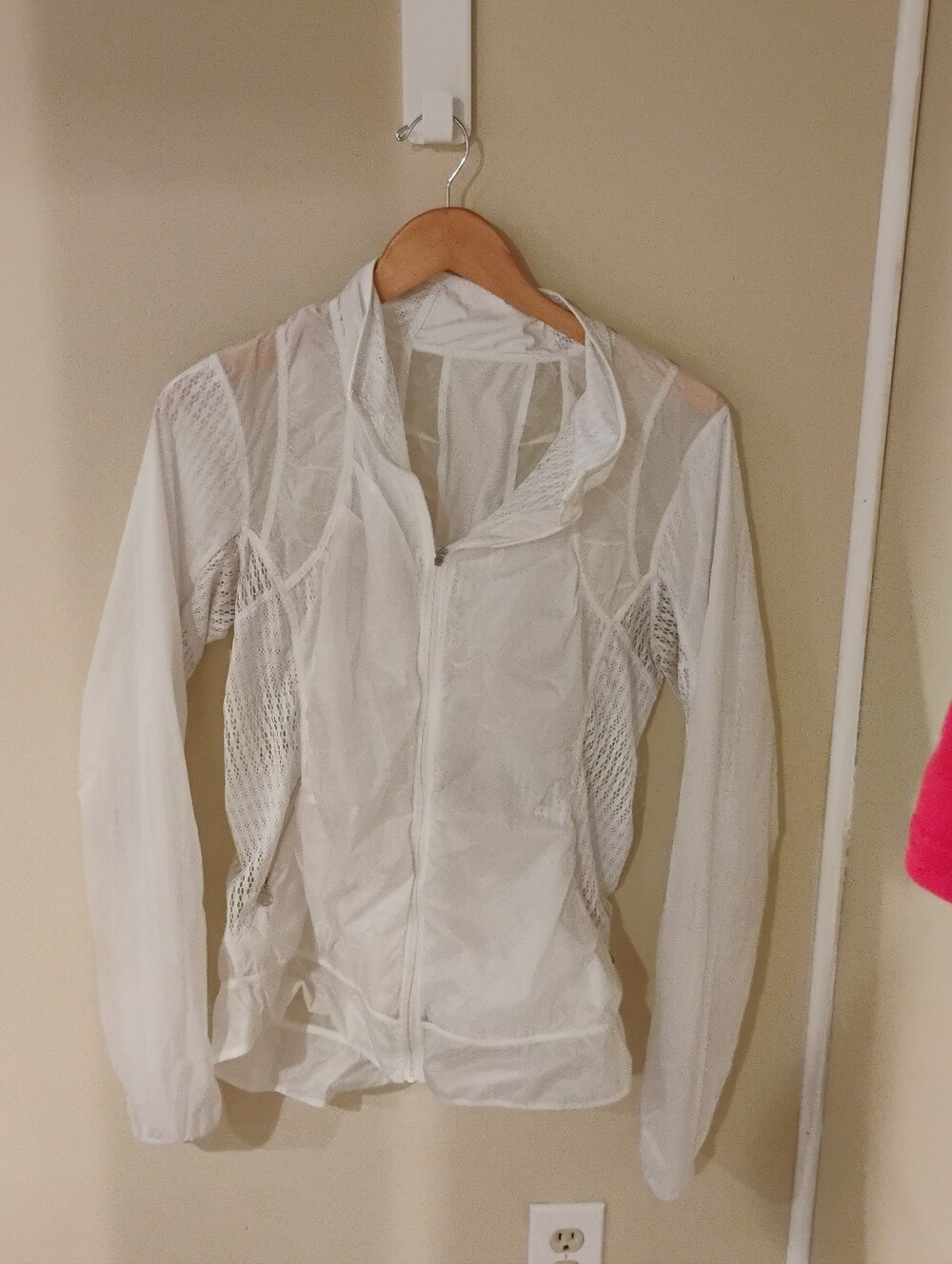 Lululemon Run Womens Nothing to Hide Lightweight Jacket Sz 8